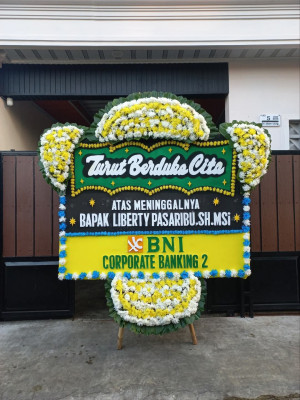 Papan Bunga Duka di Tam Ngurhir