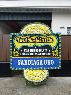 Papan Bunga Duka di Tam Ngurhir
